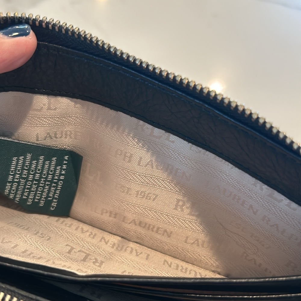 Lauren Ralph Lauren Zip-Around Leather Wallet - Picture 8 of 9